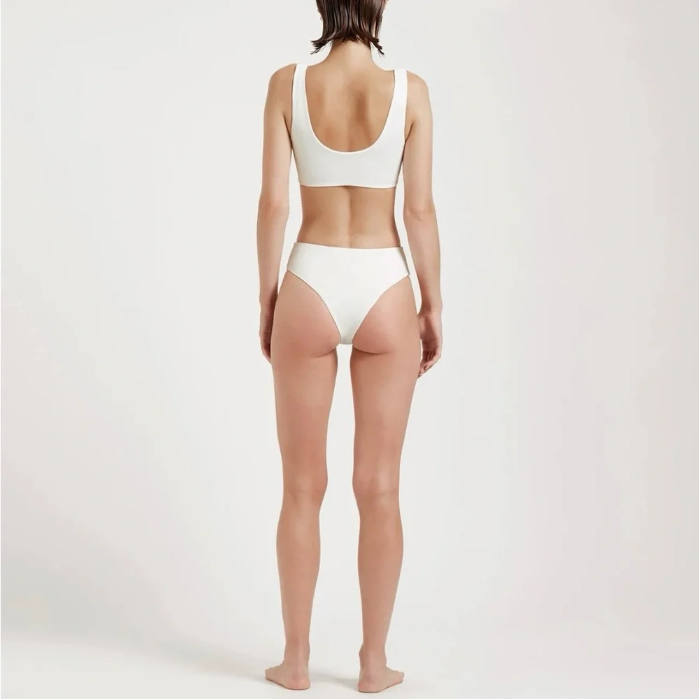 Myra Swim Diego Top in Vanilla, size medium - Picture 2 of 3